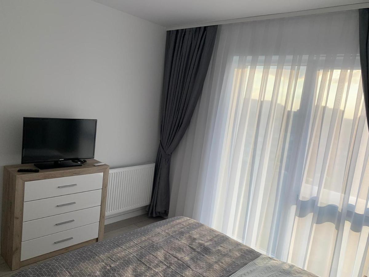Apartament 2 Camere Prima Nufaru Орадя Экстерьер фото